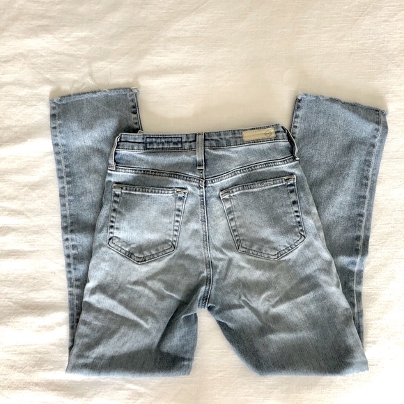 AG Isabelle Straight Crop Jean - Picture 3 of 6